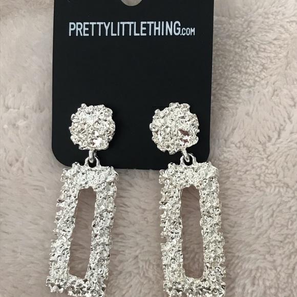 Pretty Little Thing Earrings. New. 2 For $25 or $15 Each - Picture 2 of 4